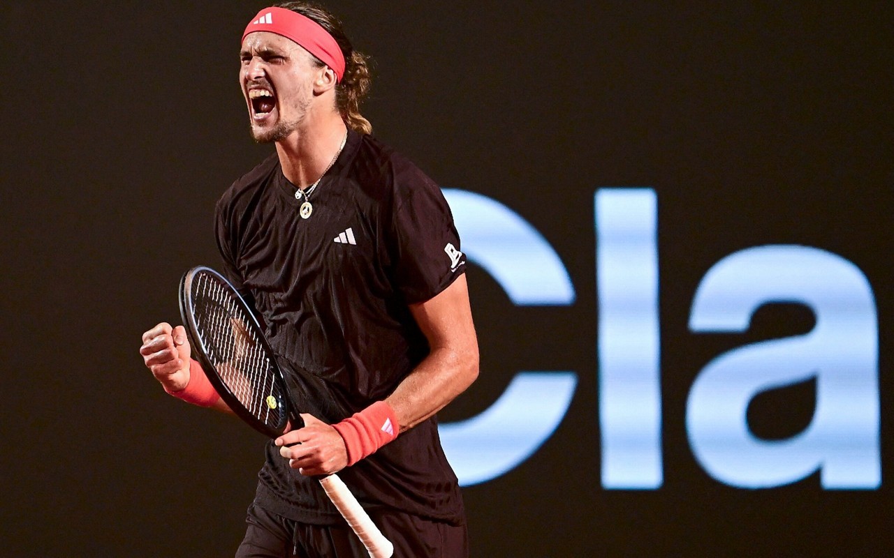 Alexander Zverev no Rio Open 2025 (Foto: Mauro PIMENTEL / AFP)