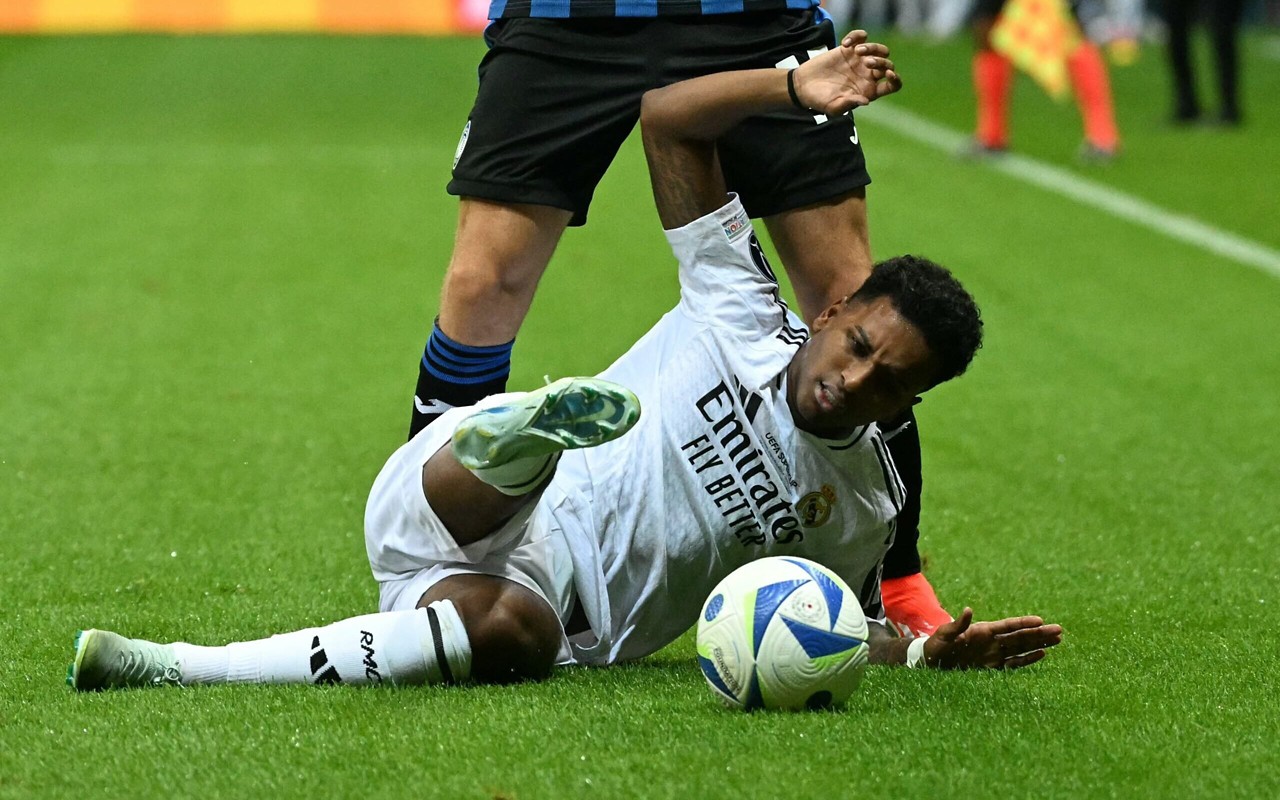 Rodrygo em ação pelo Real Madrid na Champions League (Foto: Sergei Gapon/AFP)