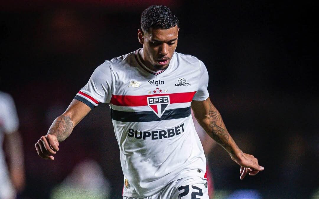 Ruan está lesionado, mas não está utilizando o Reffis (Foto: Reprodução)