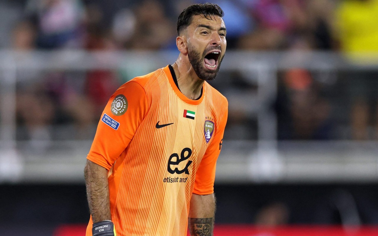 Rui Patrício na estreia do Al Ain contra a Juventus (Foto: Kevin C. Cox/Getty Images via AFP)