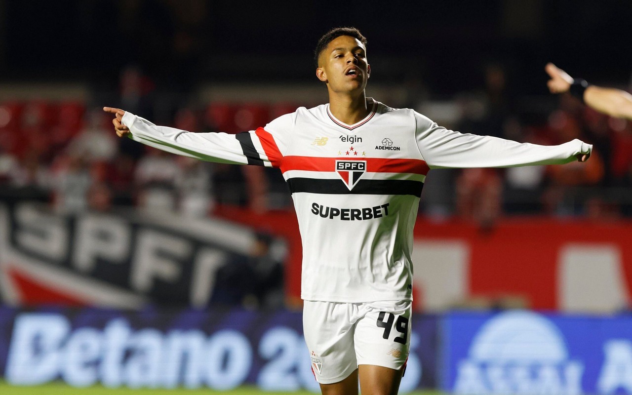 Ryan Francisco durante duelo entre São Paulo e Vasco (Foto: Divulgação / São Paulo FC)