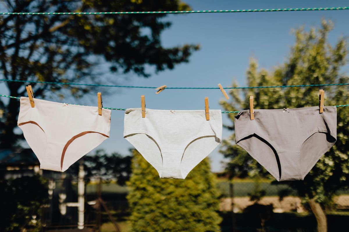 Escolha das peças de roupa é importante para cuidar da saúde íntima no calor