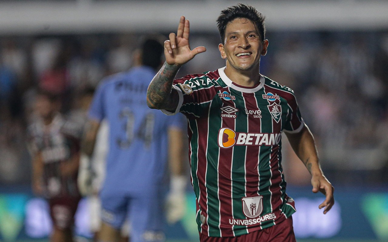 Fluminense venceu o Santos na Vila Belmiro em 2023 com show de Martinelli, Arias e Cano. (AFP)
