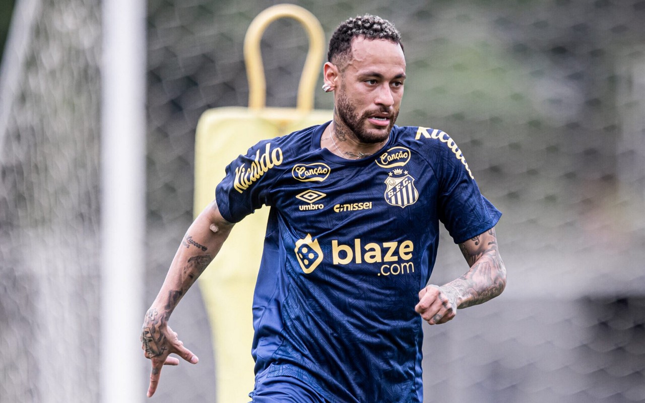 Neymar participa de treino do Santos no CT Rei Pelé. (Foto: Raul Baretta/ Santos FC)
