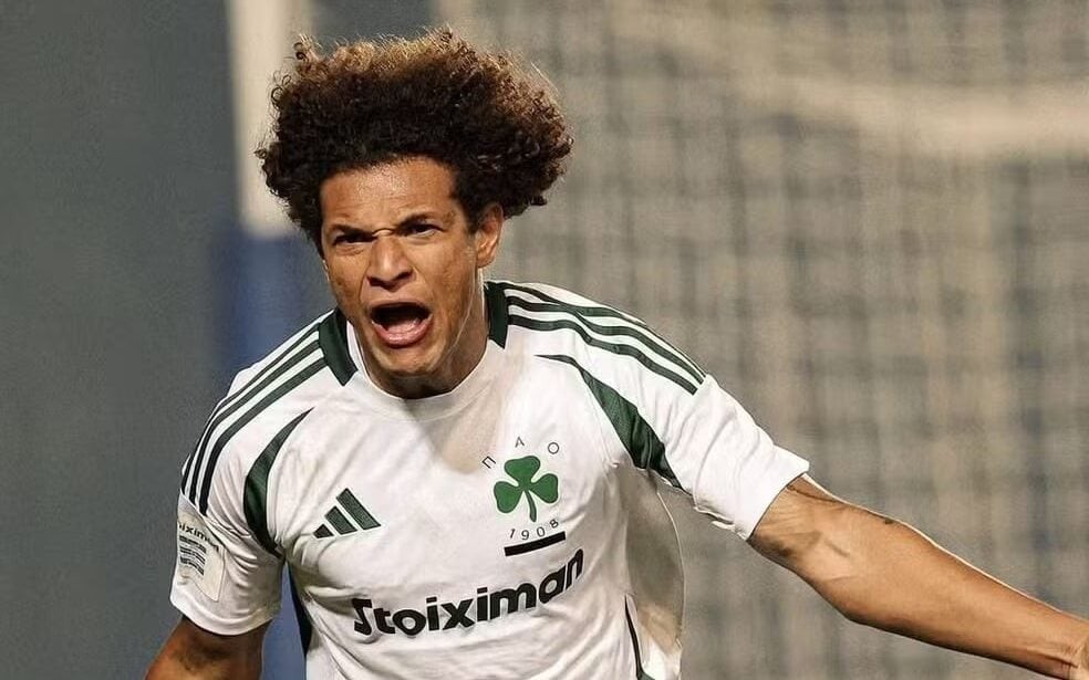 Arão estava no Panathinaikos até maio, quando encerrou seu contrato com o clube da Grécia