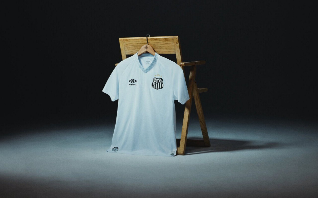 Santos homenageia no uniforme 1 as escadarias do Monte Serrat, um dos principais pontos turísticos da cidade. (Foto: Divulgação/Santos)