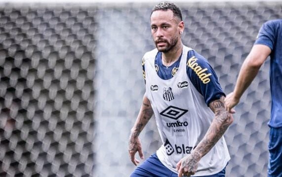 Neymar durante treino no Santos nesta semana (Foto: Raul Baretta/ Santos FC)