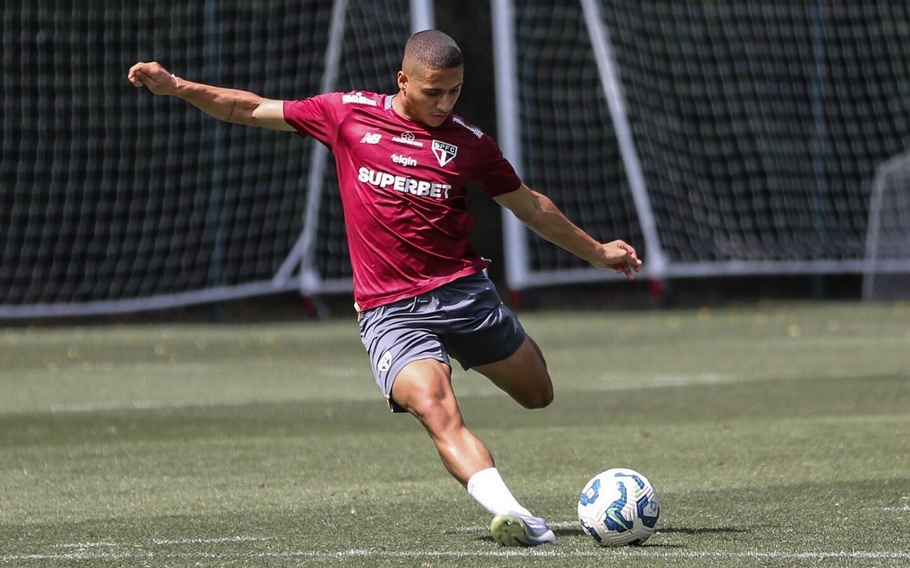 Tricolor treinou na manhã deste sábado (Foto: Fellipe Lucena / São Paulo FC)