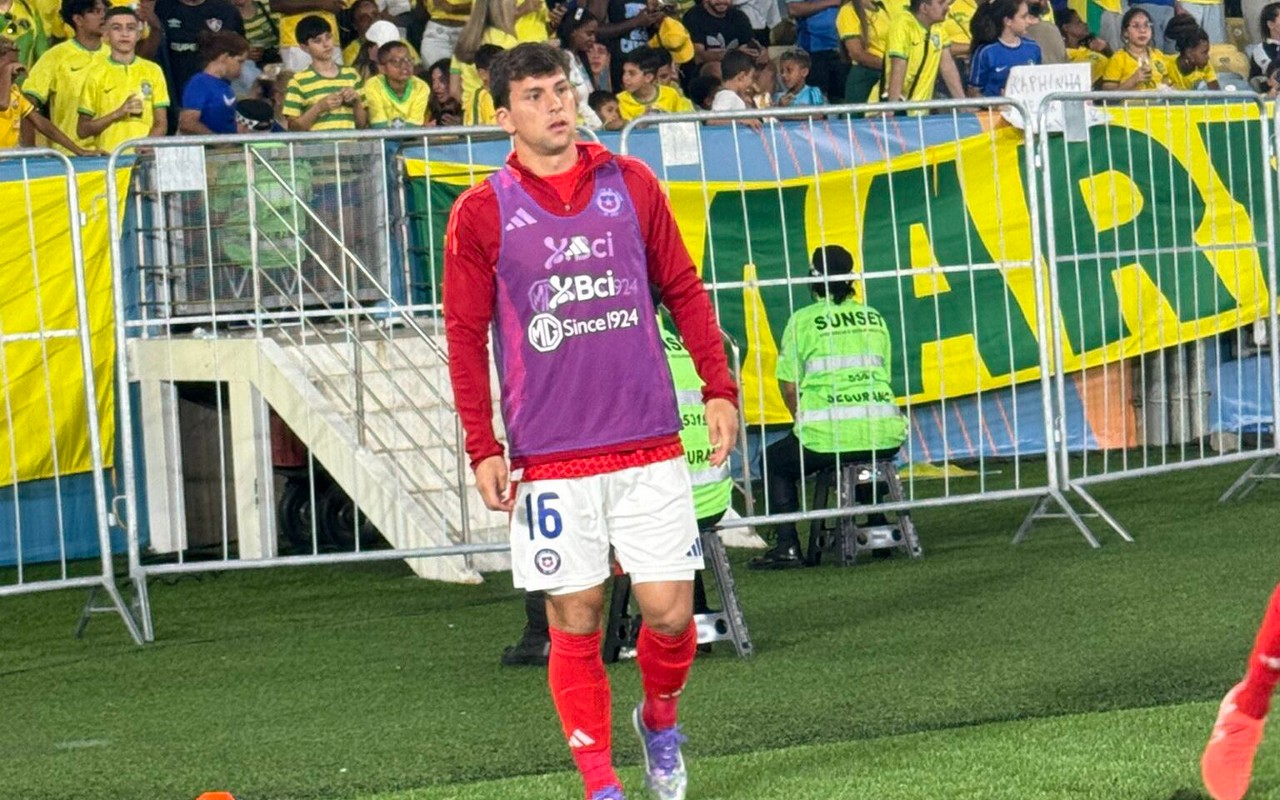 Gonzalo Tapia entrou em campo contra o Brasil por 28 minutos (Foto: Reprodução/ X/ @FelipeGomesRuiz)