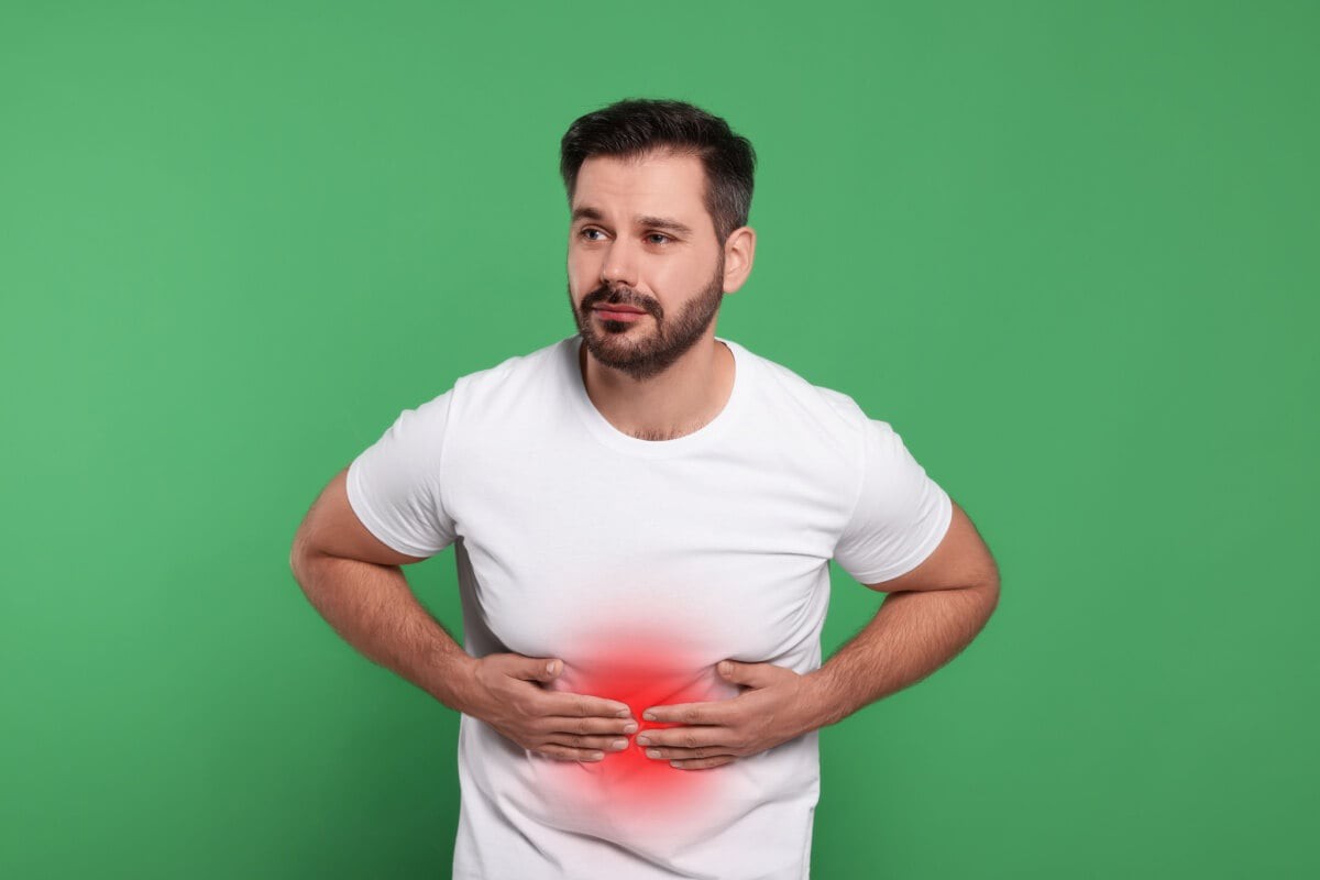 A síndrome do intestino irritável pode ser identificada com alguns sintomas