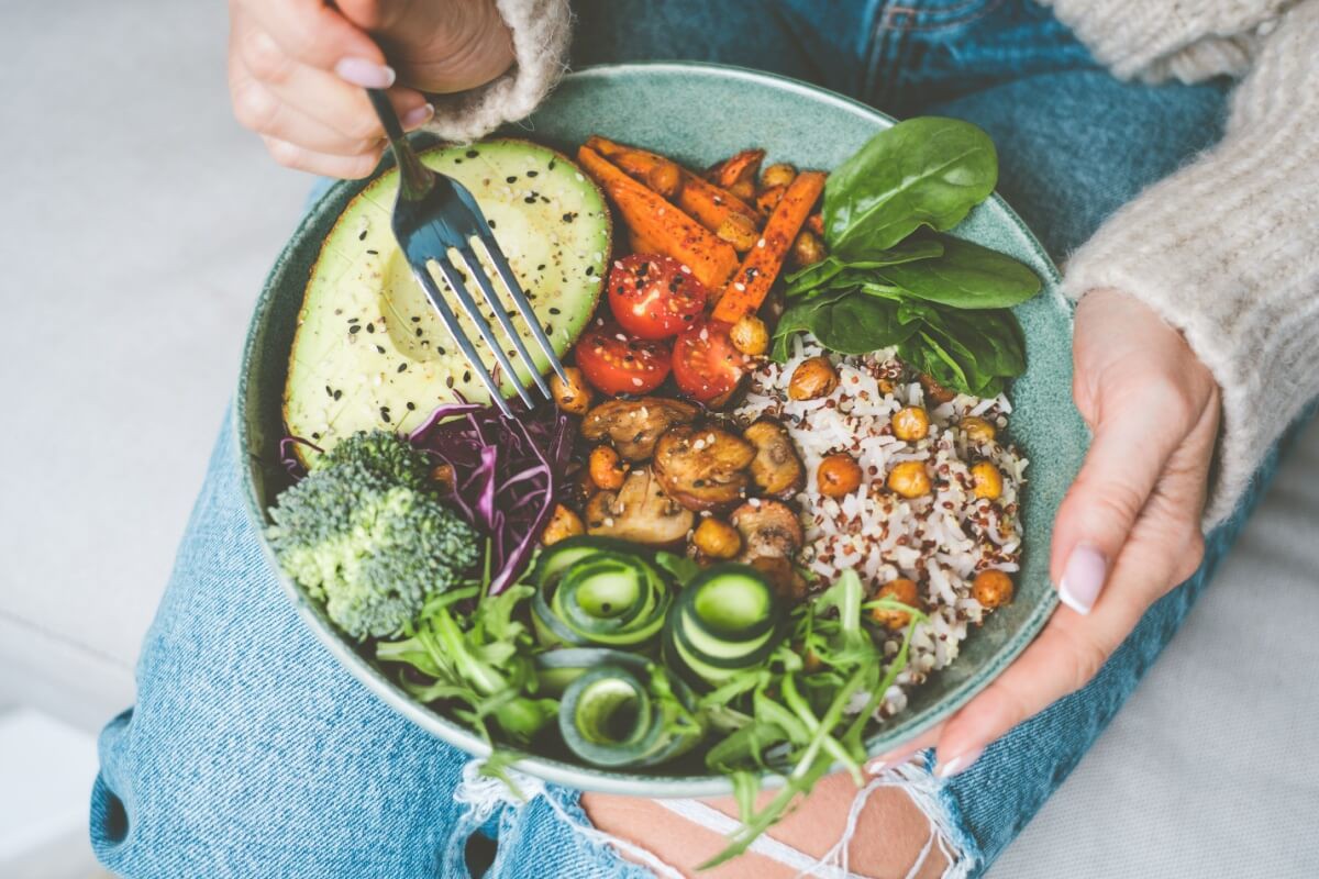 Apesar de serem vistos como os vilões das dietas, os carboidratos são fundamentais para o bem-estar do corpo