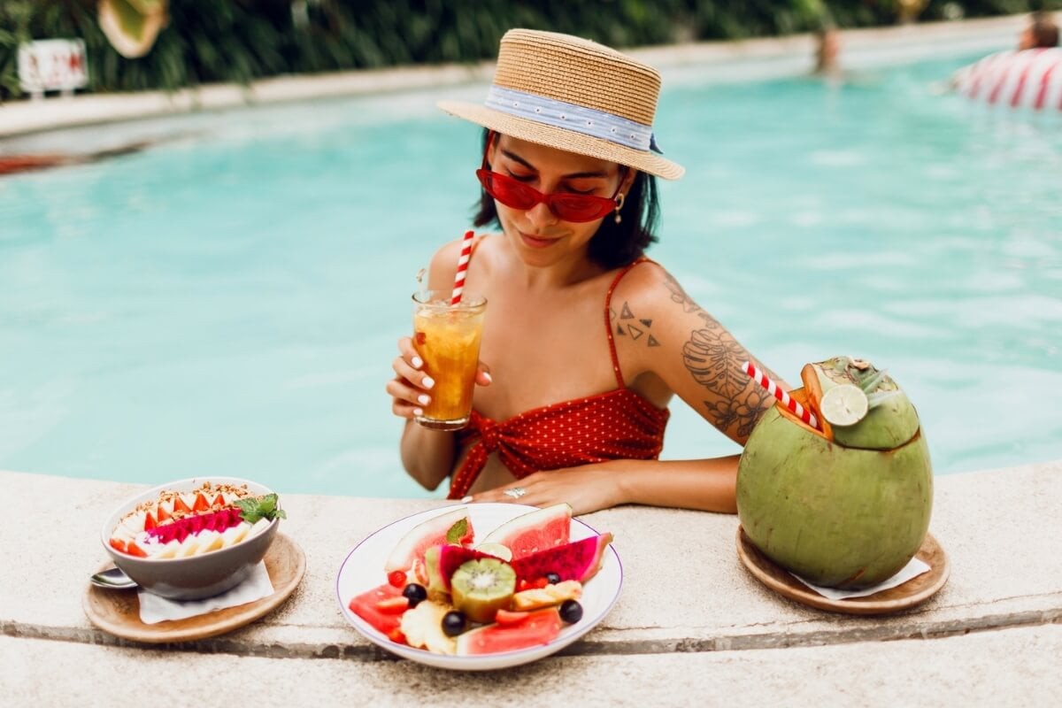Manter uma alimentação balanceada durante o verão fortalece a imunidade e garante o bem-estar do corpo