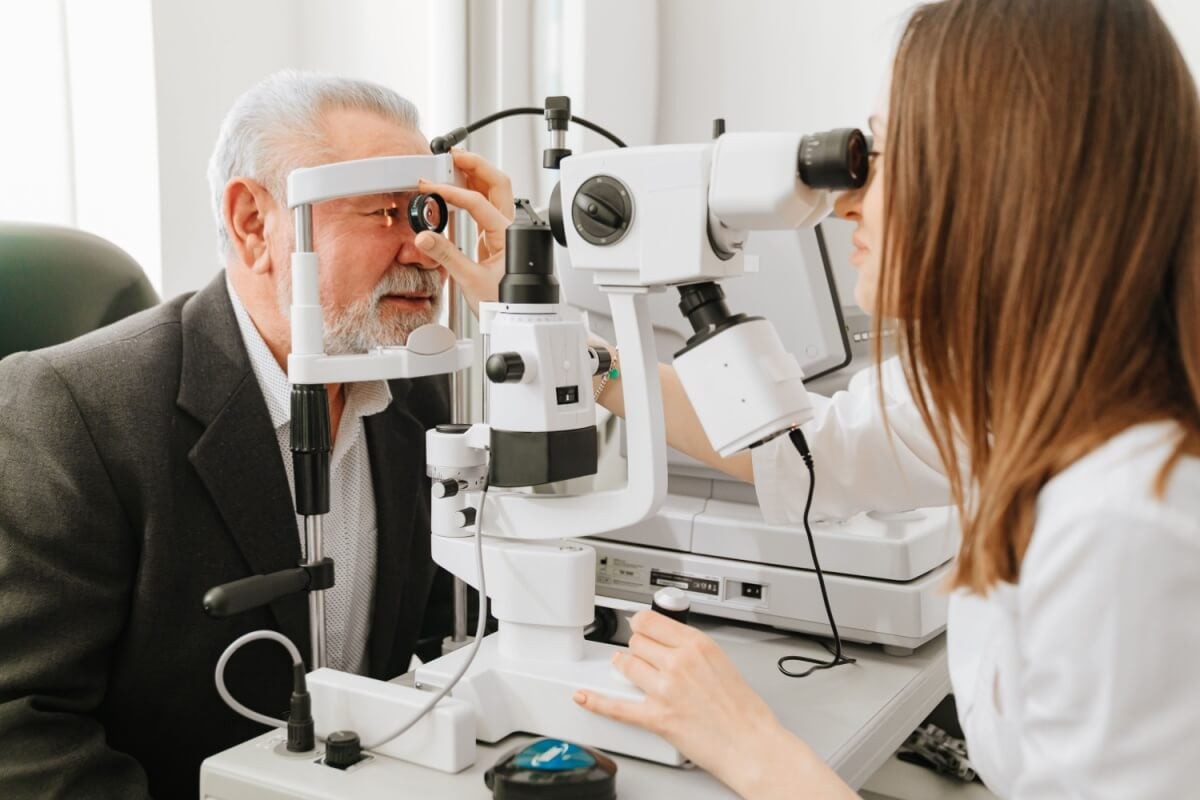 O glaucoma pode se desenvolver de maneira silenciosa e causar danos a visão