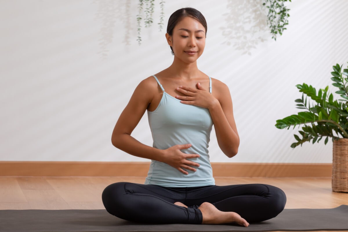 O vácuo abdominal, além dos fins estéticos, favorece a saúde e o bem-estar do corpo