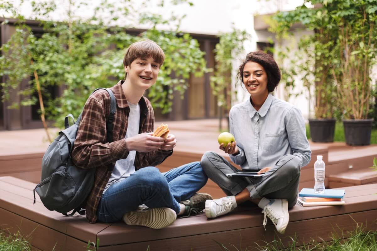 Se alimentar bem é fundamental para manter um bom desempenho nos estudos