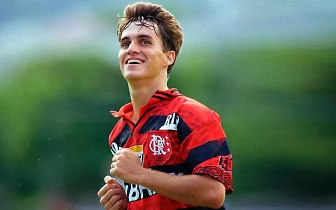 Sávio eem seu início de carreira pelo Flamengo (Foto: CR Flamengo)