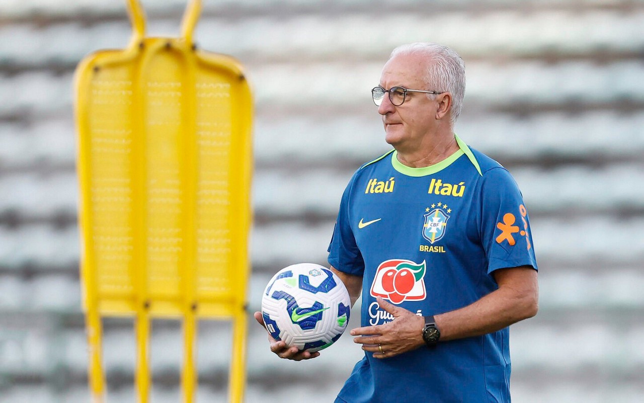 Vitória em Brasília alivia um pouco a pressão sobre Dorival Júnior (Foto: Rafael Ribeiro/CBF)