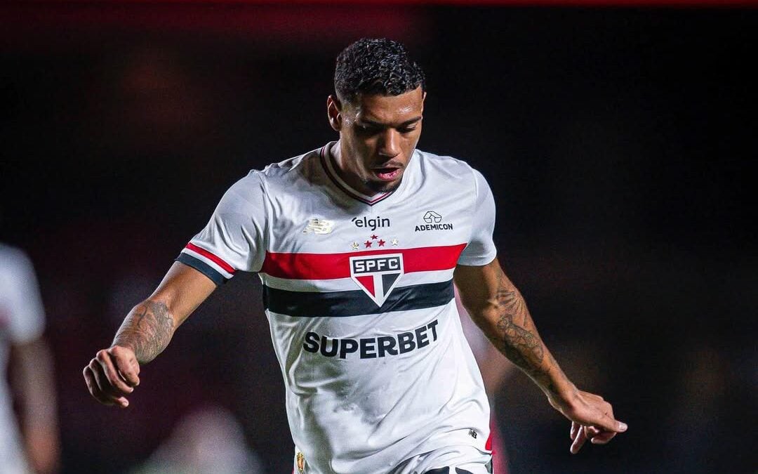 Tricolor tinha jogador emprestado até o dia 30 de junho (Foto: Reprodução)