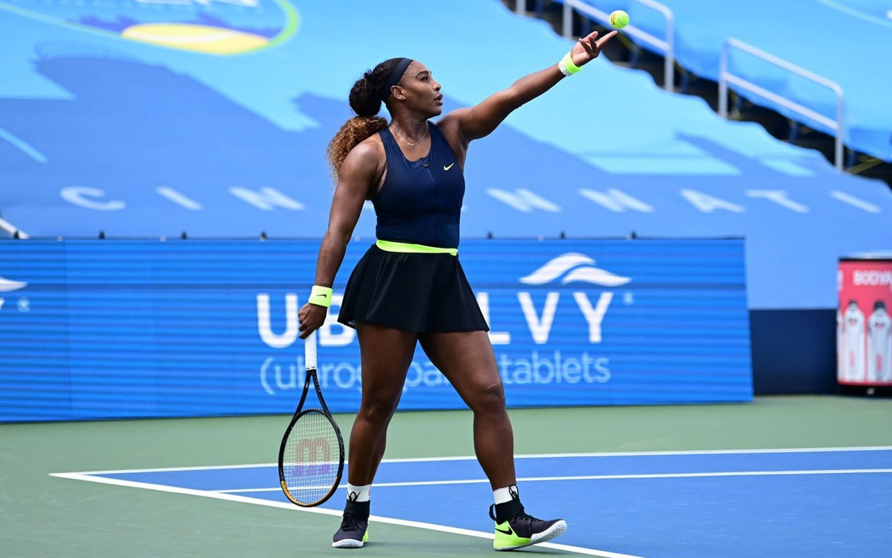 Serena Williams em quadra (Foto: Reprodução/Redes Sociais)