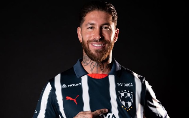 Sergio Ramos com a camisa do Monterrey (Foto: divulgação)