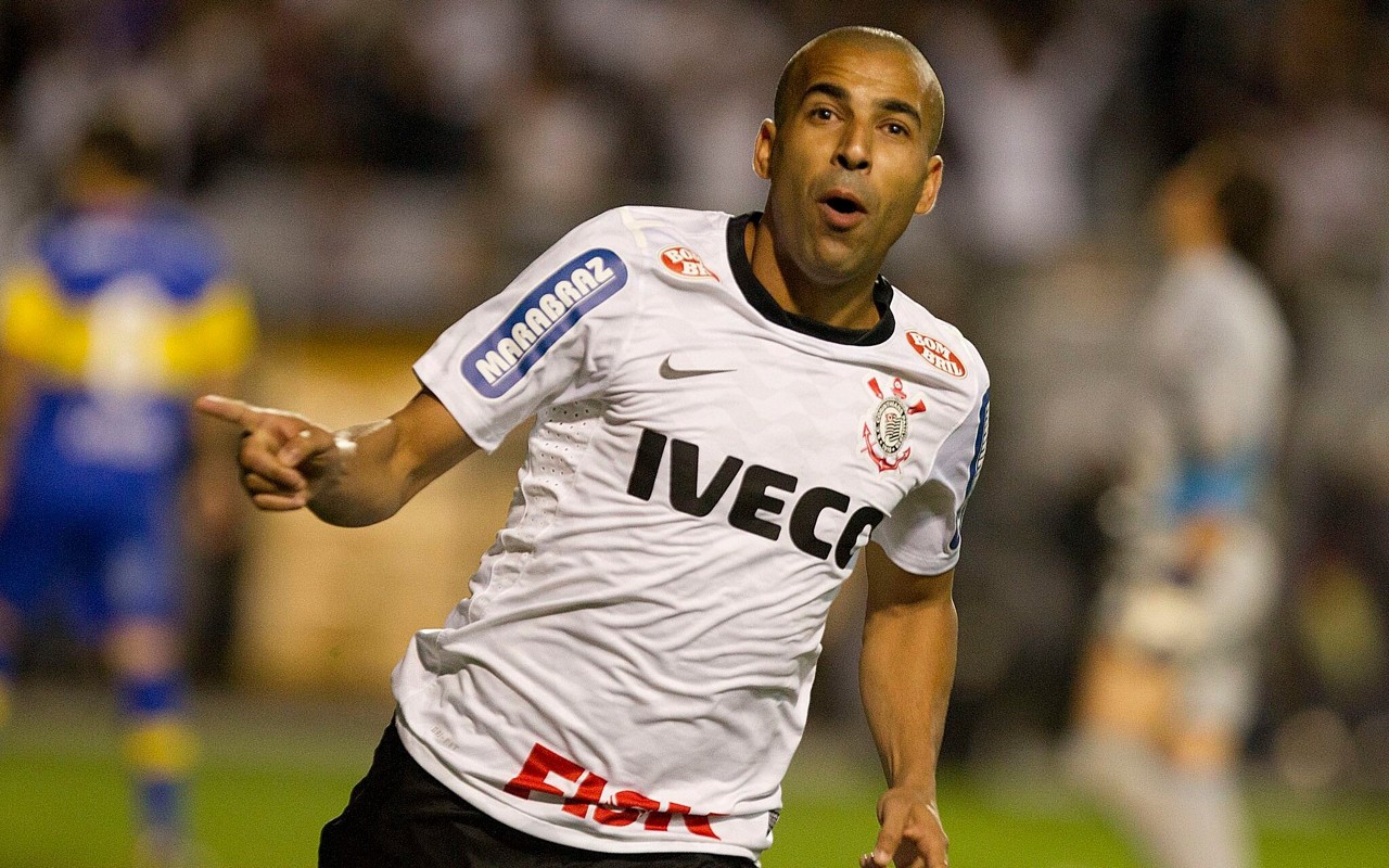 Sheik marcou dois gols na vitória sobre o Boca Juniors, na final da Libertadores de 2012 (Foto: Daniel Augusto Jr. / Ag. Corinthians)