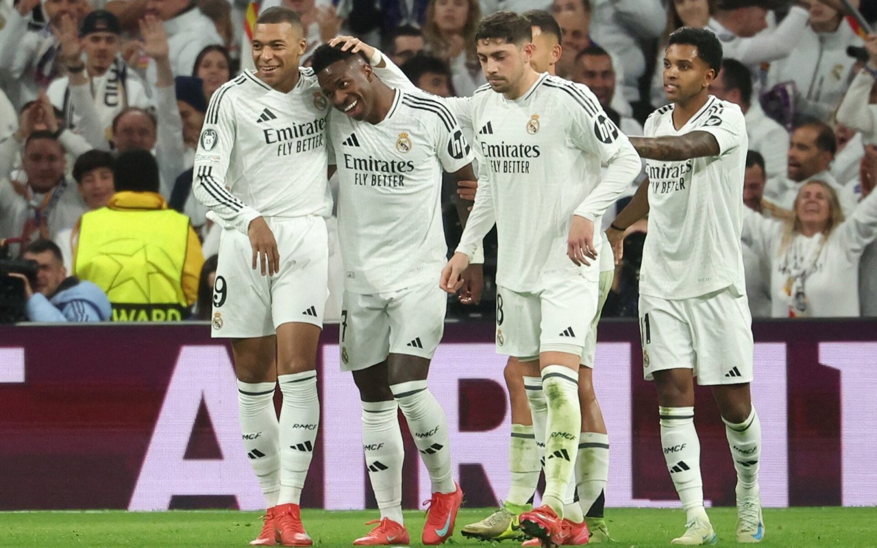 Elenco do Real Madrid na temporada 2024/25 (Foto: Pierre-Philippe Marcou/AFP)