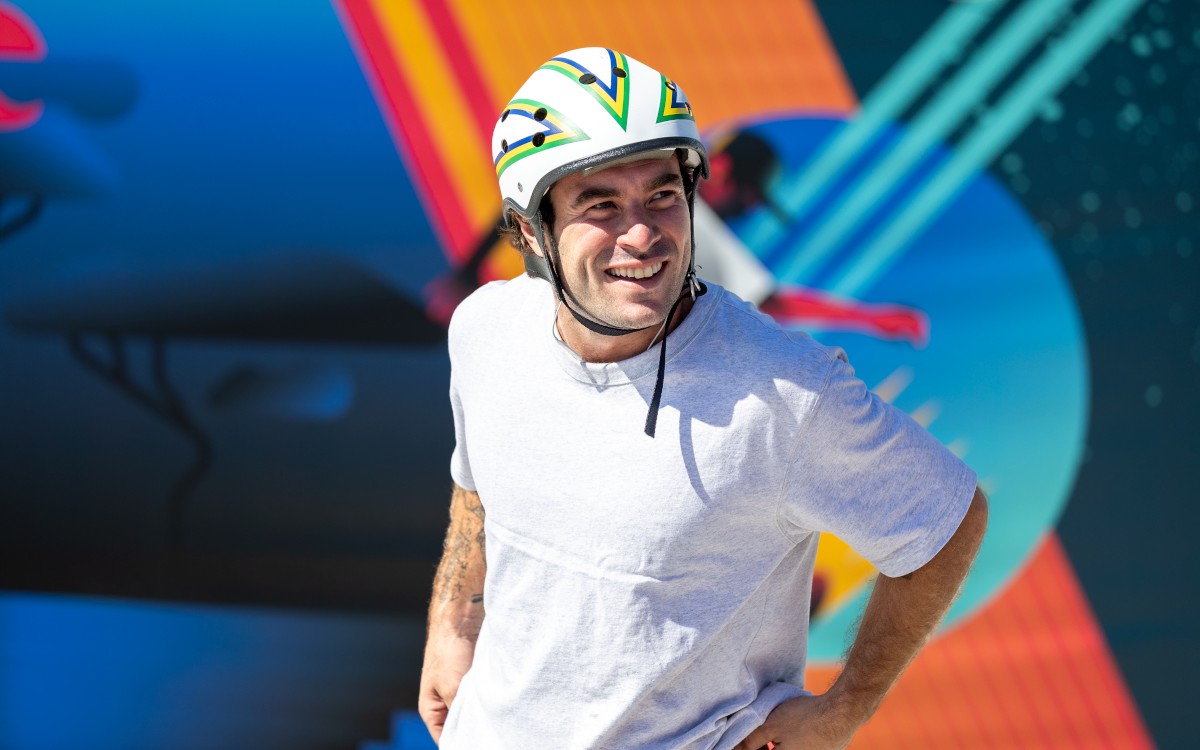 Pedro Barros em campeonato de skate (Foto: Julio Detefon / CBSk)