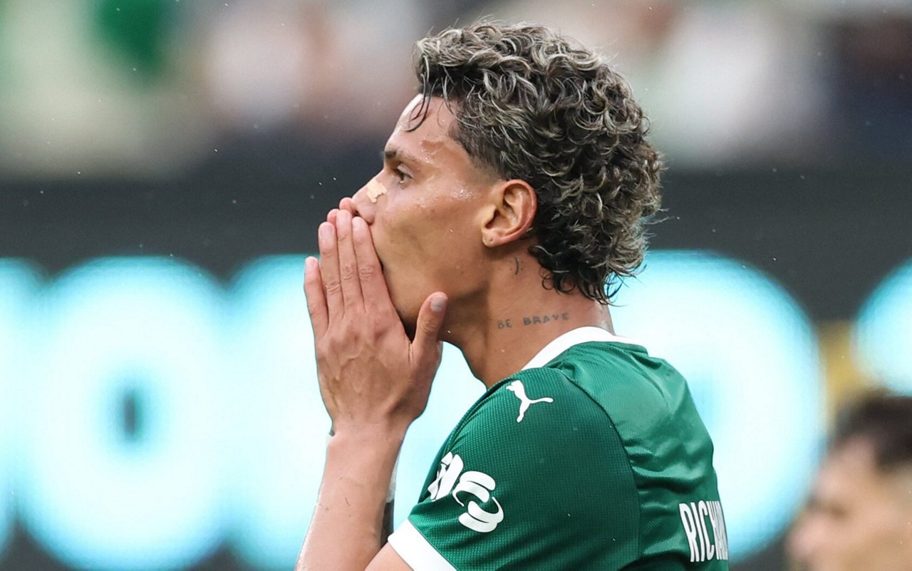 Richard Ríos, meio-campista do Palmeiras (Foto: Charly Triballeau / AFP)