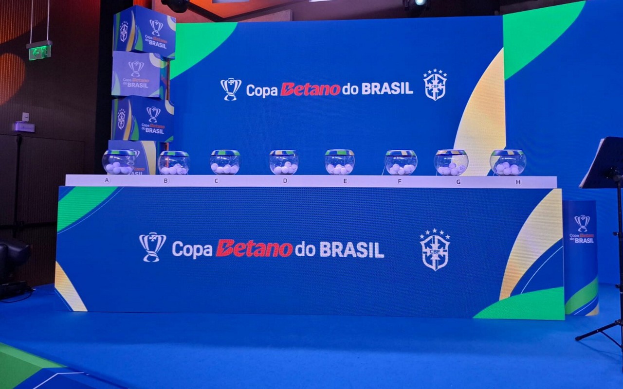 Sorteio da primeira fase da Copa do Brasil (Foto: Marcio Dolzan/ Lance!)