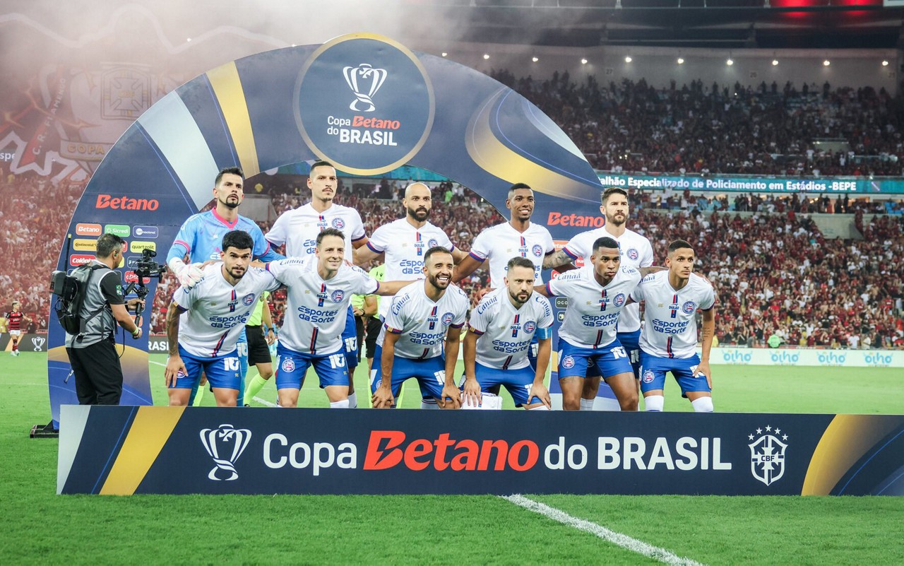 Time do Bahia reunido nas quartas de final da Copa do Brasil 2024 (Foto: Rafael Rodrigues / EC Bahia)