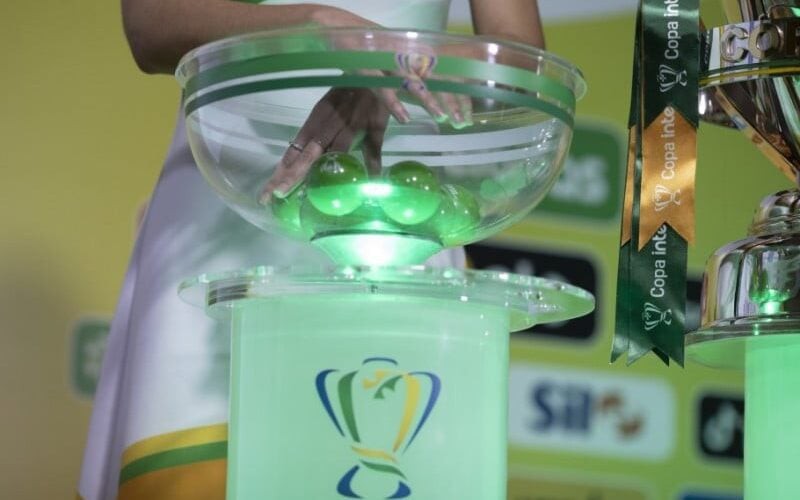 Sorteio da Copa do Brasil acontece hoje as 15h (Foto: Lucas Figueiredo/CBF)