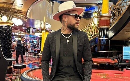 Sósia de Neymar gastou R$ 40 mil em cirurgia (Foto: Reprodução)