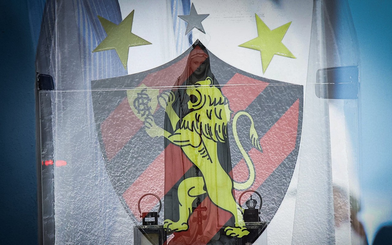 Sport participa de missa de Ação de Graça. Foto: Paulo Paiva/Sport Recife
