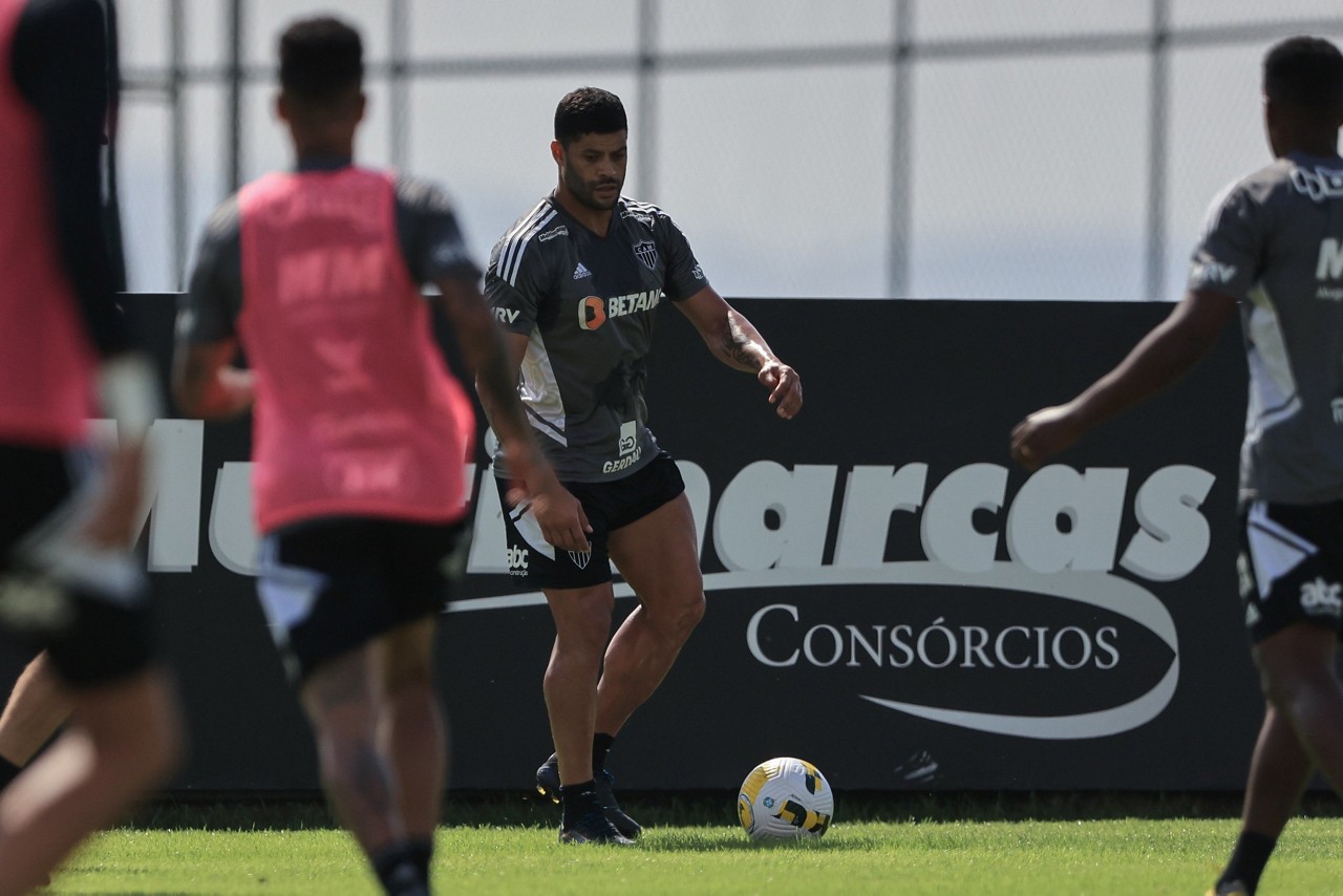 O Galo fechou a preparação para a partida na tarde de terça-feira (2)