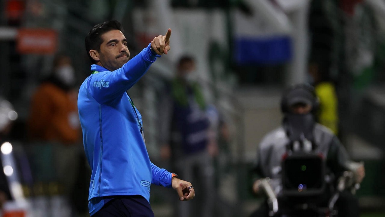 Sob o comando de Abel Ferreira, Palmeiras voltou a assegurar a melhor campanha da fase de grupos da Libertadores