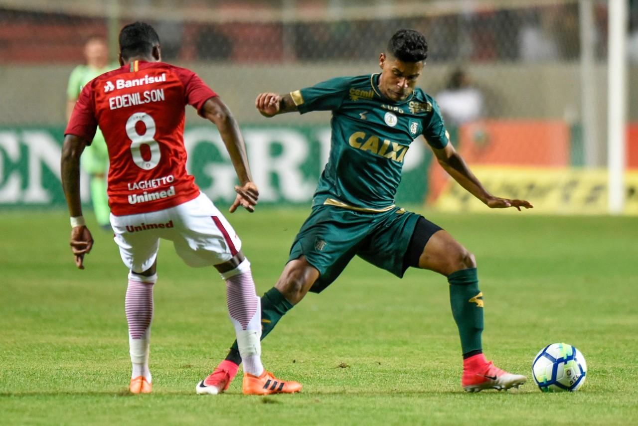 Aderlan poderá desfalcar o América na partida diante do Botafogo