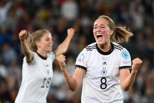 FBL-EURO-2022-WOMEN-GER-FRA