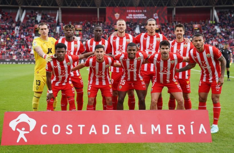 Almería e Atlético de Madrid se enfrentam pela La Liga