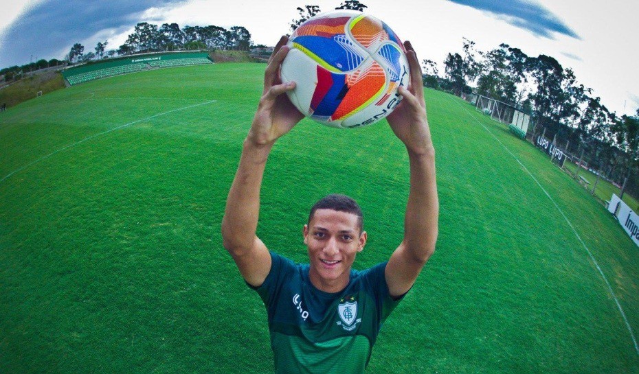 Richarlison foi revelado pelo América