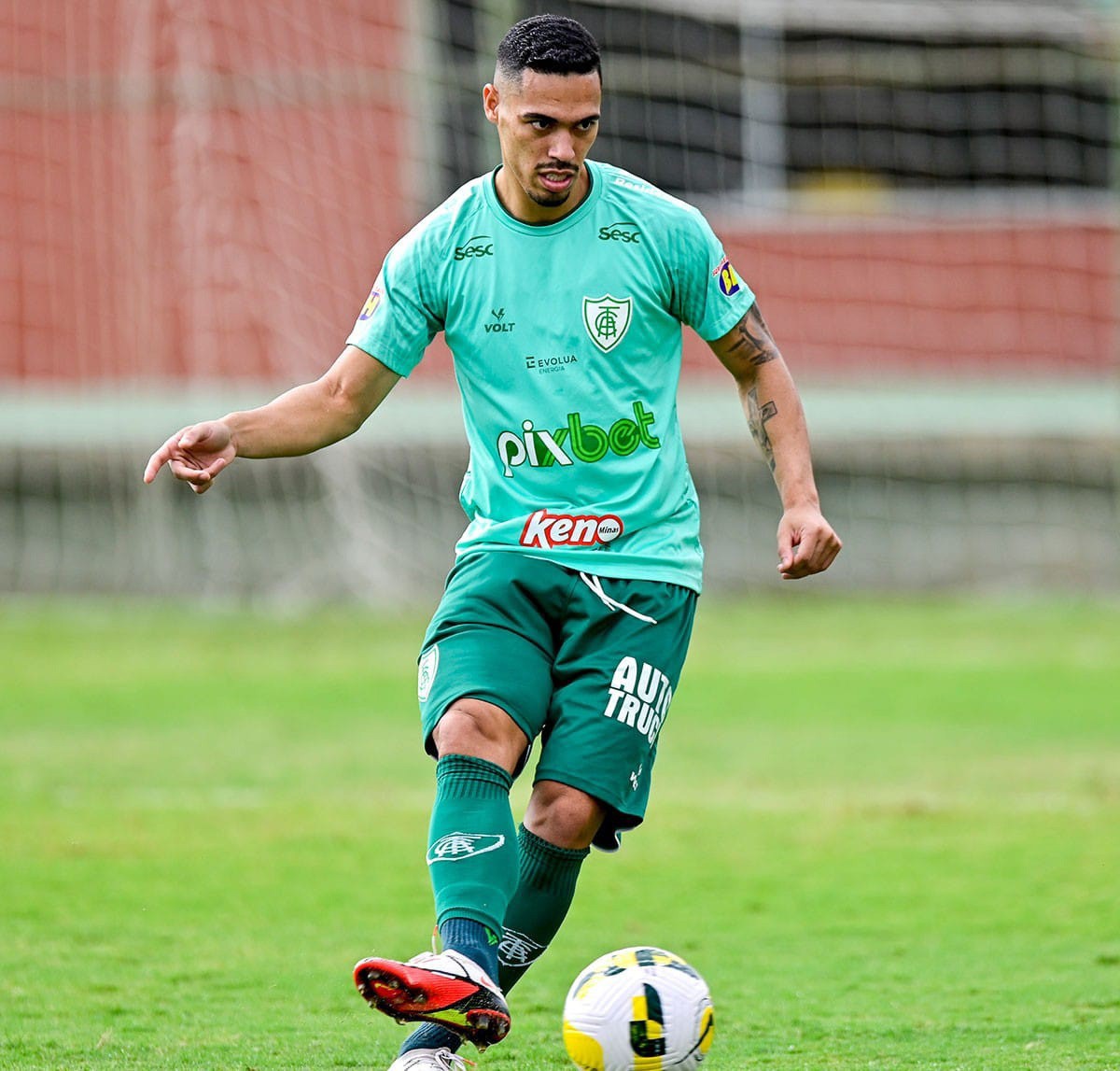Divulgação América