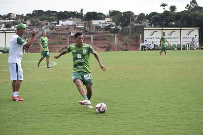 Coelho se prepara para o retorno aos gramados no próximo sábado, às 19h, pela 1ª rodada do estadual