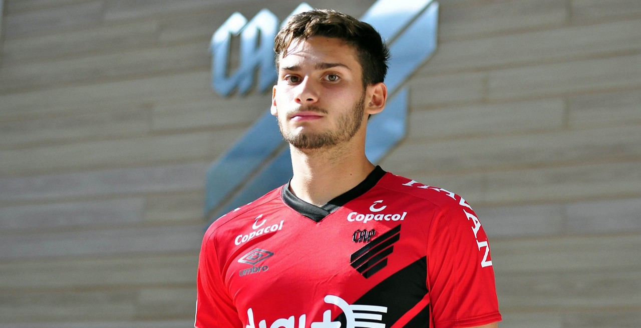 Juan Bosselli