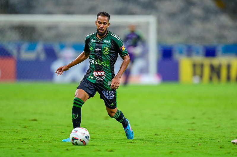 Everaldo, América