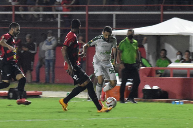 No último encontro das equipes, no Mineiro do ano passado, o América venceu o Pouso Alegre por 1 a 0, no dia oito de fevereiro de 2022