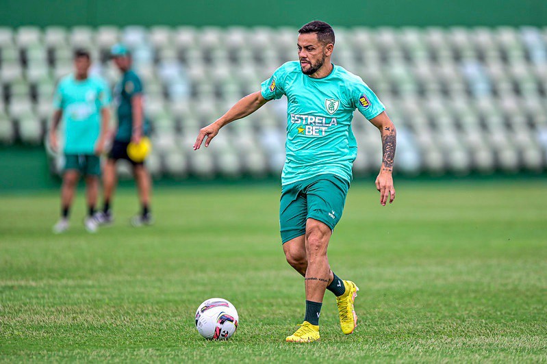 Felipe Azevedo enxerga como positivo maior tempo de acréscimo no Mineiro 2023