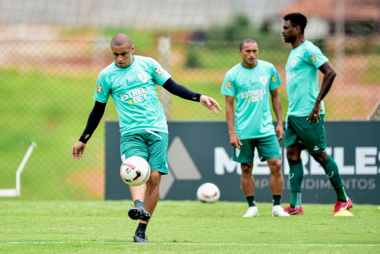 O atacante Wellington Paulista confia em um bom 2023 para o América