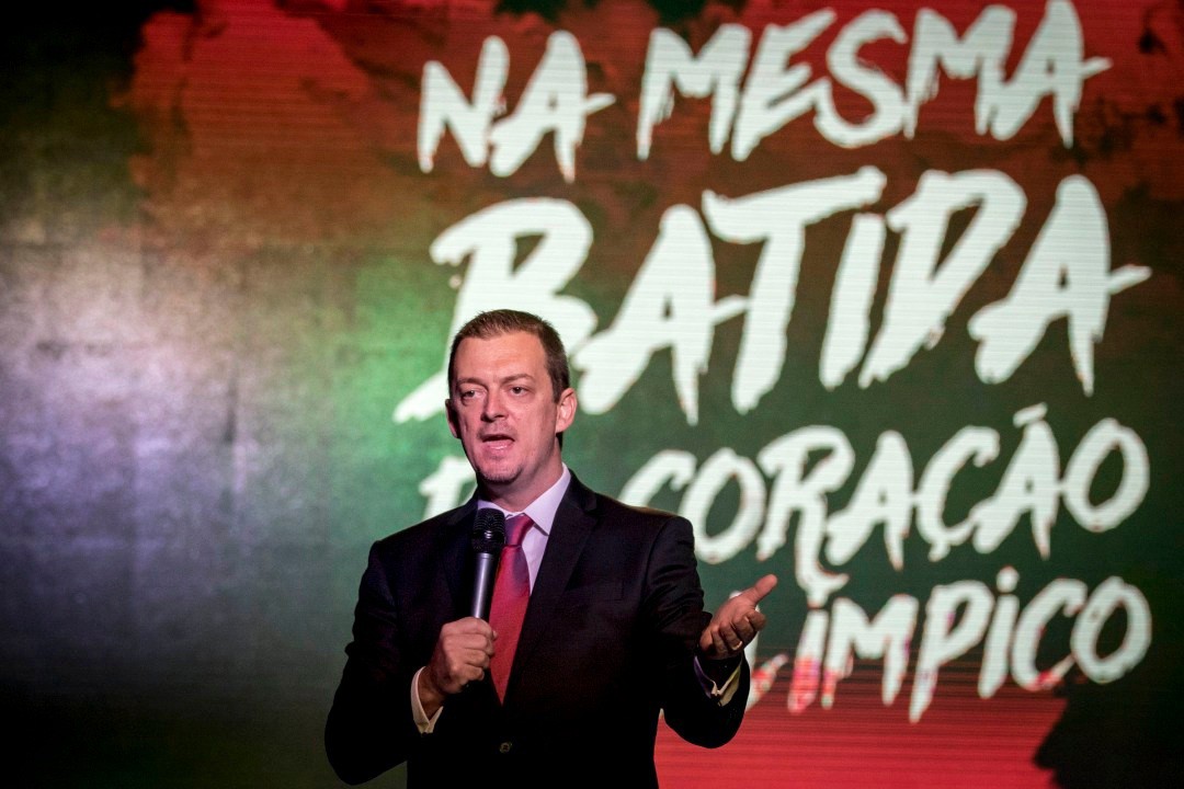 Presidente do CPB, Andrew Parsons, discursa durante a apresentação da campanha “Coração Paralímpico”