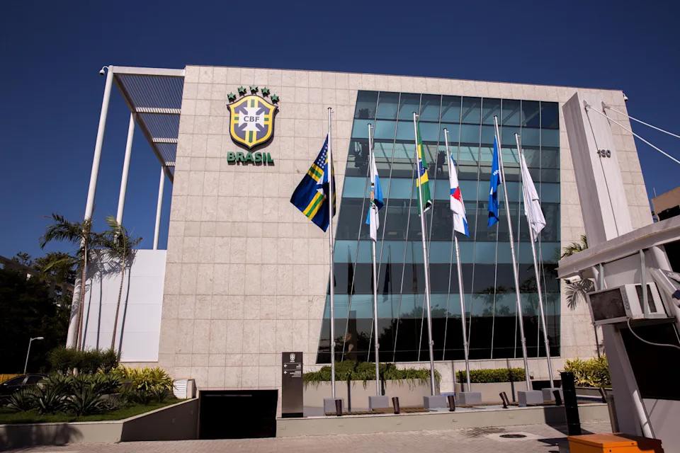 CBF liberou campeonatos com times mistos na base