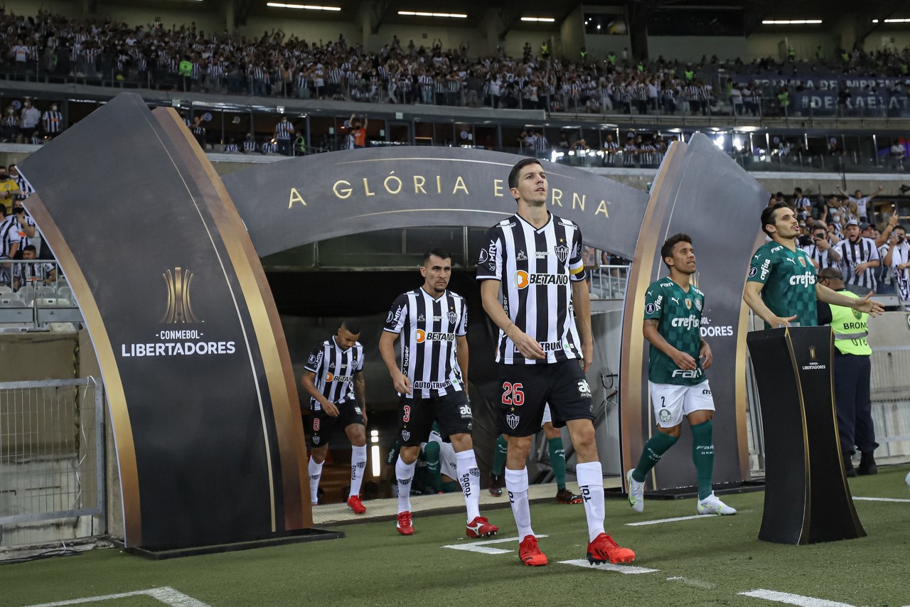 Equipes se enfrentam no Mineirão