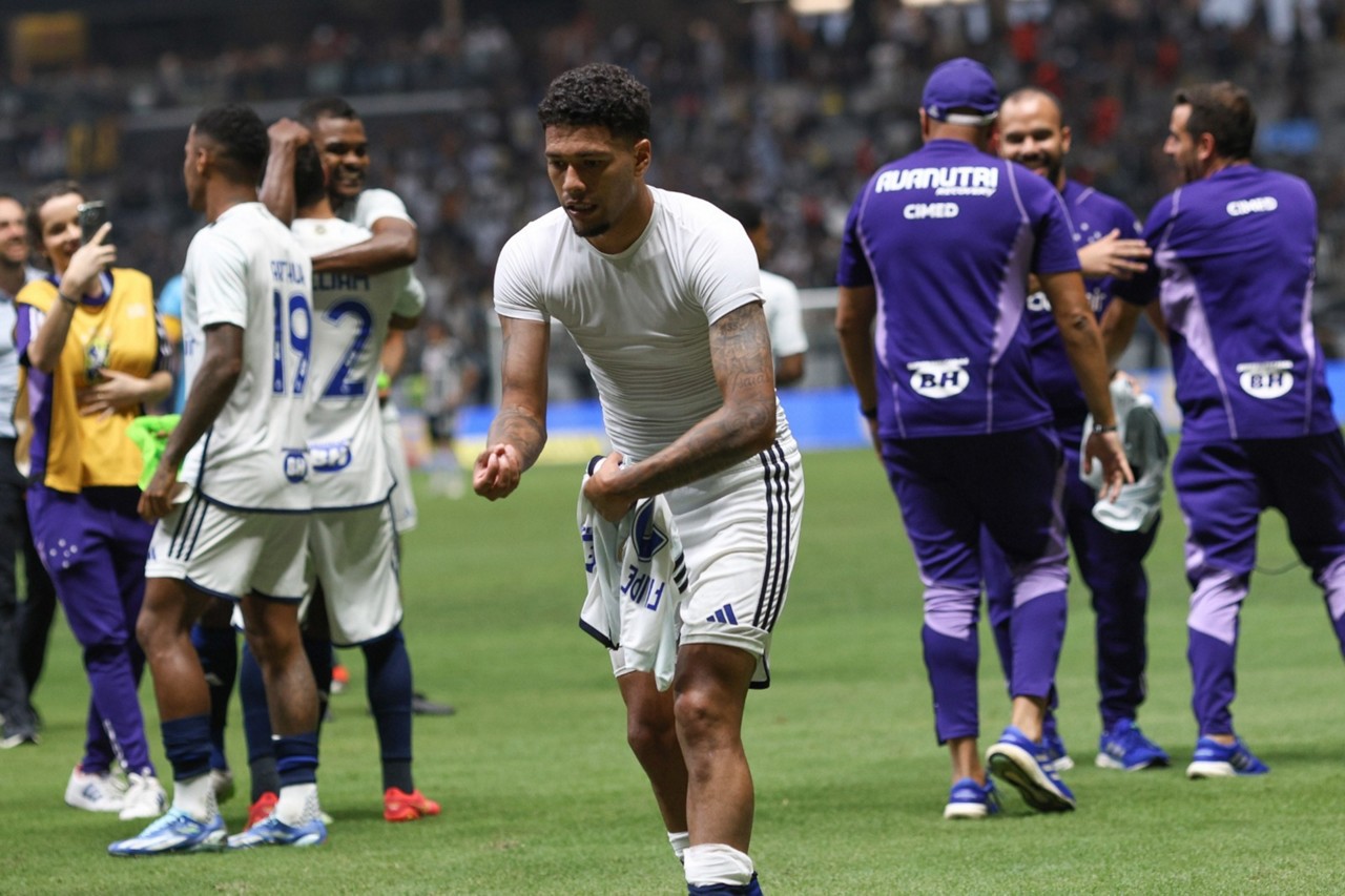 Volante Filipe Machado provocou a torcida atleticana após vitória cruzeirense